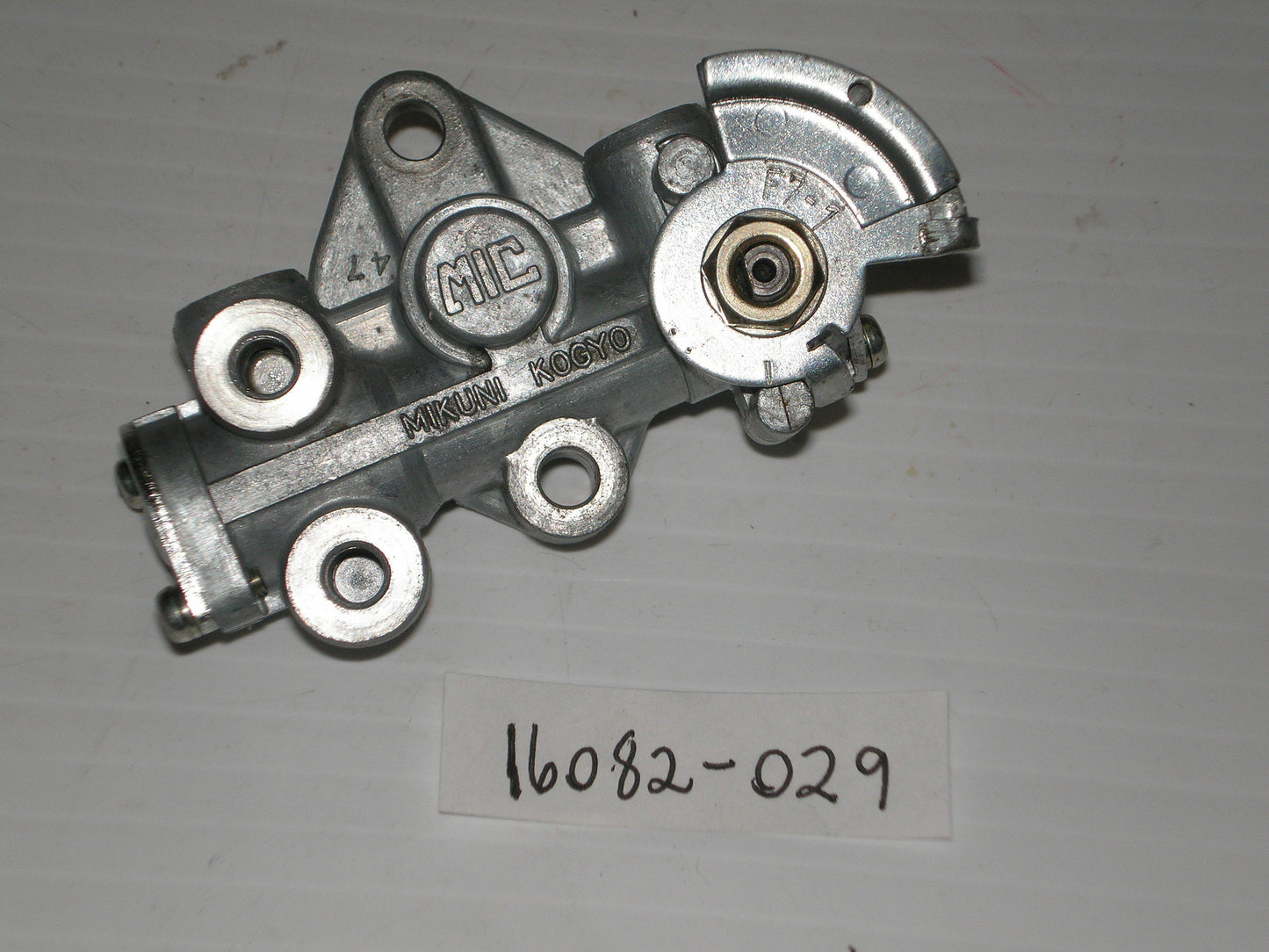 KAWASAKI F7  Enduro 1971-1975 Oil Pump Assembly 16082-029