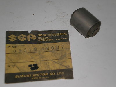 SUZUKI GT750 TC90 TC125 TS50 TS90 TS125 TS185 TS250 TS400  Bushing  09319-08007