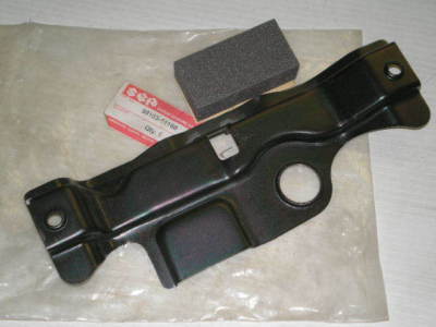 SUZUKI LT-A400  LT-F400 Kingquad Battery Bracket 99103-11160