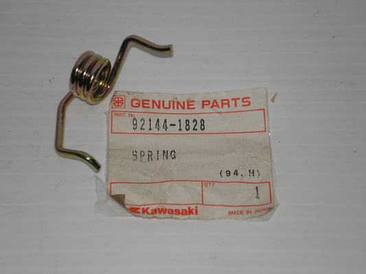 KAWASAKI KDX200 KDX220 KDX250 KX125 KX250 KX500 L/H Footrest Spring 92144-1828