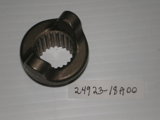 SUZUKI LT-F230 LTF230 1985 - 1987 Output Drive Gear Cam Dog 24923-18A00