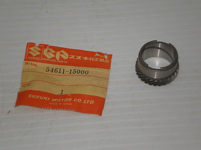 SUZUKI GT380 GT550 GT750 T500 TS250 TS400 Speedometer Drive Gear 54611-15000