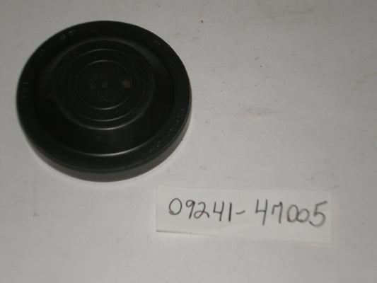 SUZUKI GS650 1981-1983 Secondary Drive Gear Plug 09241-47005