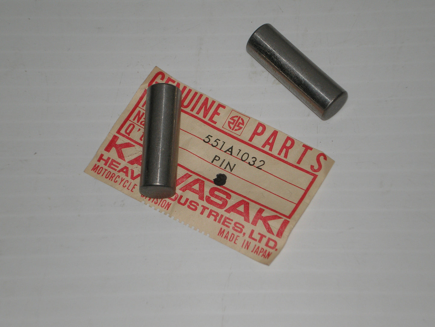 KAWASAKI KZ750 1976-1984 Camshaft Locating Dowel Pin 551A41032