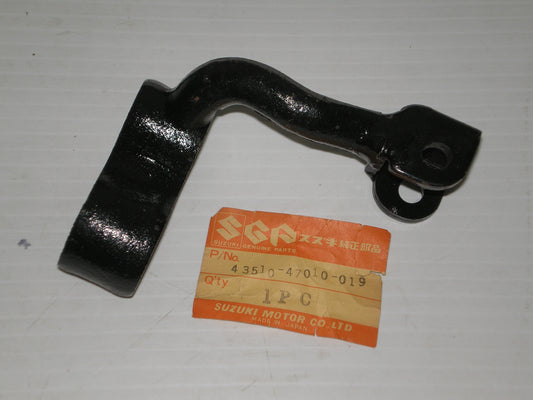 SUZUKI GS550 R/H Front Footrest Bar  43510-47010-019 / 43510-47010-294