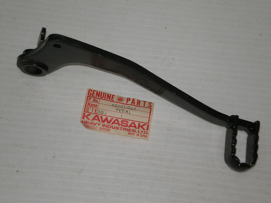 KAWASAKI KD175 KE175 1976 - 1979 Rear Brake Pedal 43001-065