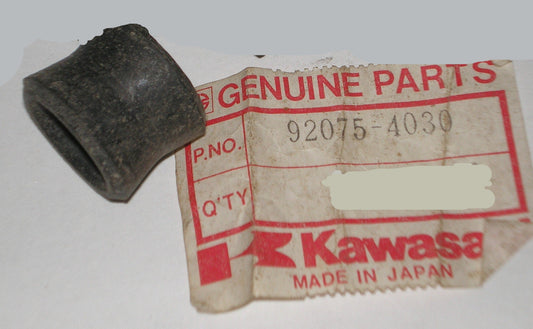 KAWASAKI BN EL ER H1 H2 KDX KH KLF KLT KX KZ Shock Absorber Rubber Bushing 45017-012 / 92075-4030
