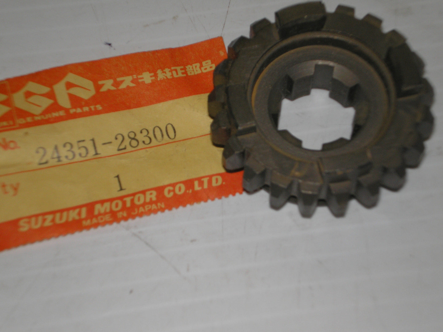 SUZUKI RM100 RM125 TM100 TM125  Fifth Driven Gear 24351-28300