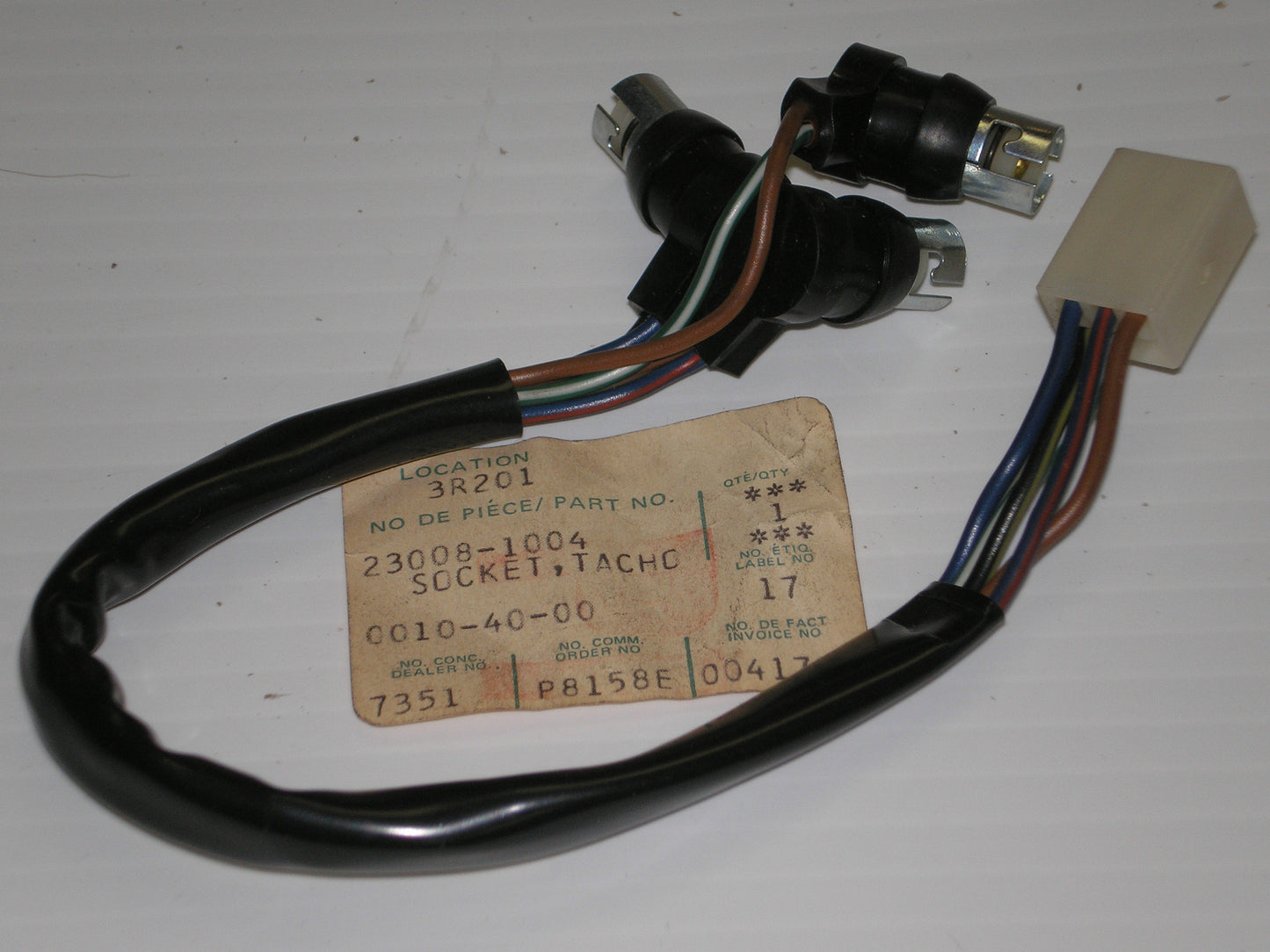 KAWASAKI KZ400  KZ440  Tachometer Socket  23008-1004