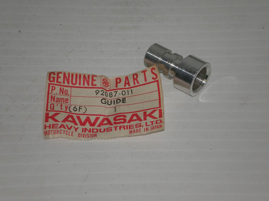 KAWASAKI KL250 KZ200 KZ250 KZ400 1974-1983 Tachometer Gear Guide 92087-011
