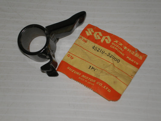 SUZUKI TS400 Apache 1972 Seat Lock Striker 45210-32000