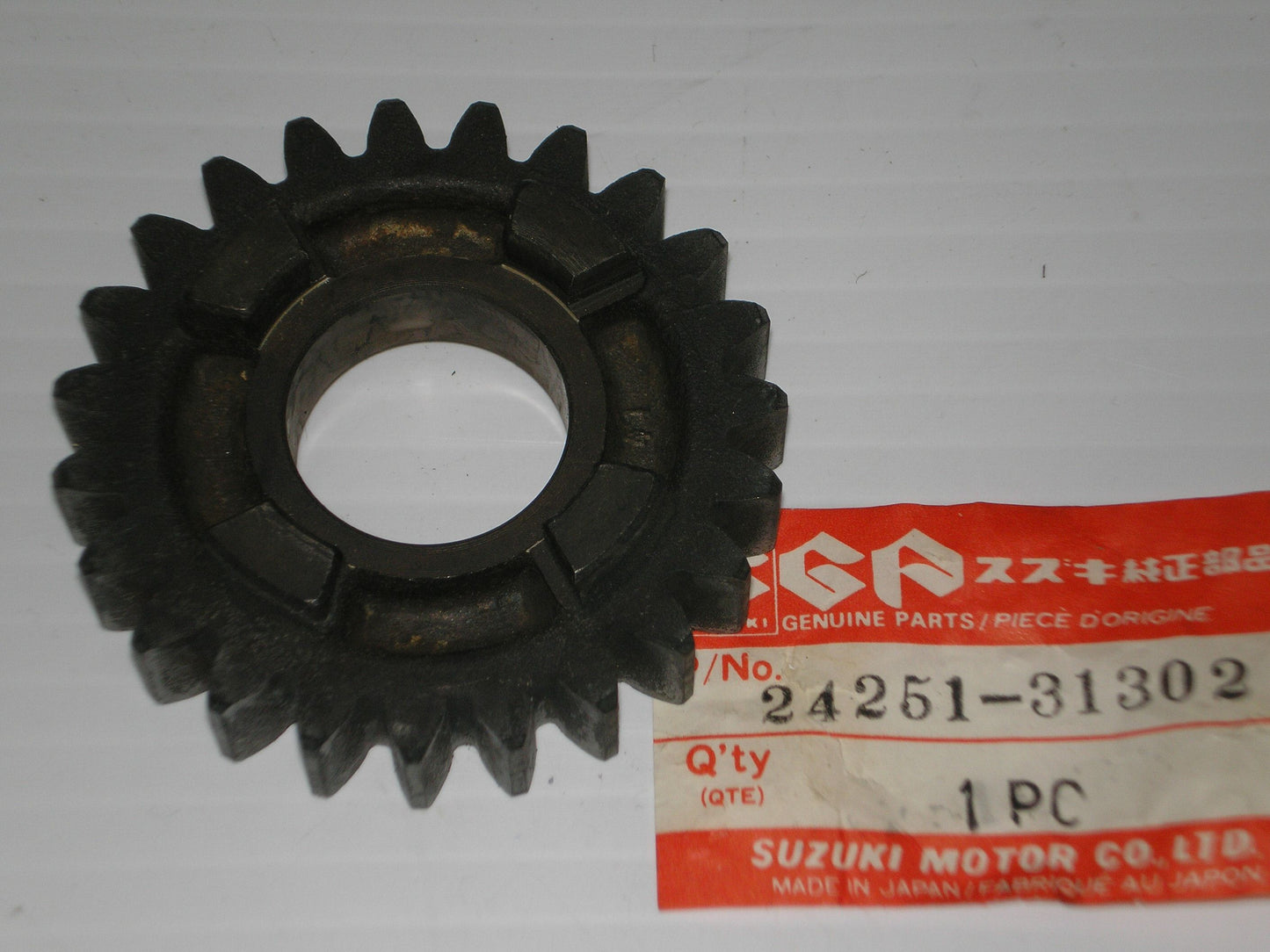 SUZUKI GS700 GS750 1983-1985 Fifth Driven Gear 24251-31302