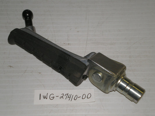 YAMAHA FZR400 L/H Front Footrest Assembly 1WG-27410-00