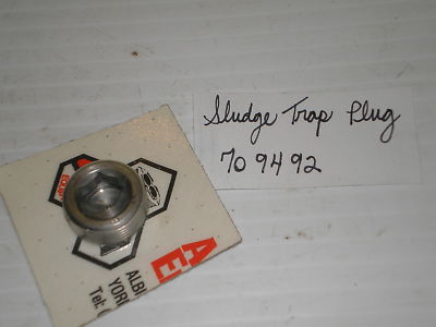 TRIUMPH T90 T100 Crankshaft Sludge Trap Plug 70-9492 / 709492