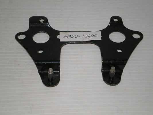 SUZUKI GT250 GT380 GT550 Speedometer & Tachometer Bracket 34950-33600