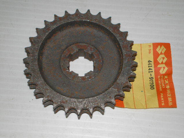 SUZUKI SM40 Chain Case Lower Drive Sprocket 29T 44141-97700