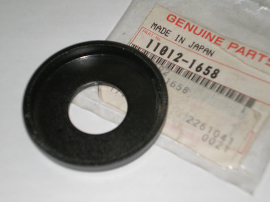 KAWASAKI ZX600 ZX636 ZX750 ZX1000 ZX1100 Swing Arm Cap 11012-1658