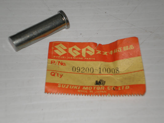 SUZUKI DR DS GS PE RM SP TS Footrest Pivot Pin 09200-10008