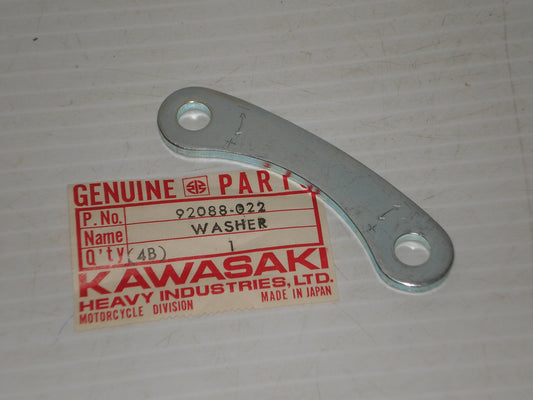 KAWASAKI KZ400 1974 - 1978  Rocker Shaft Lock Washers 92088-022