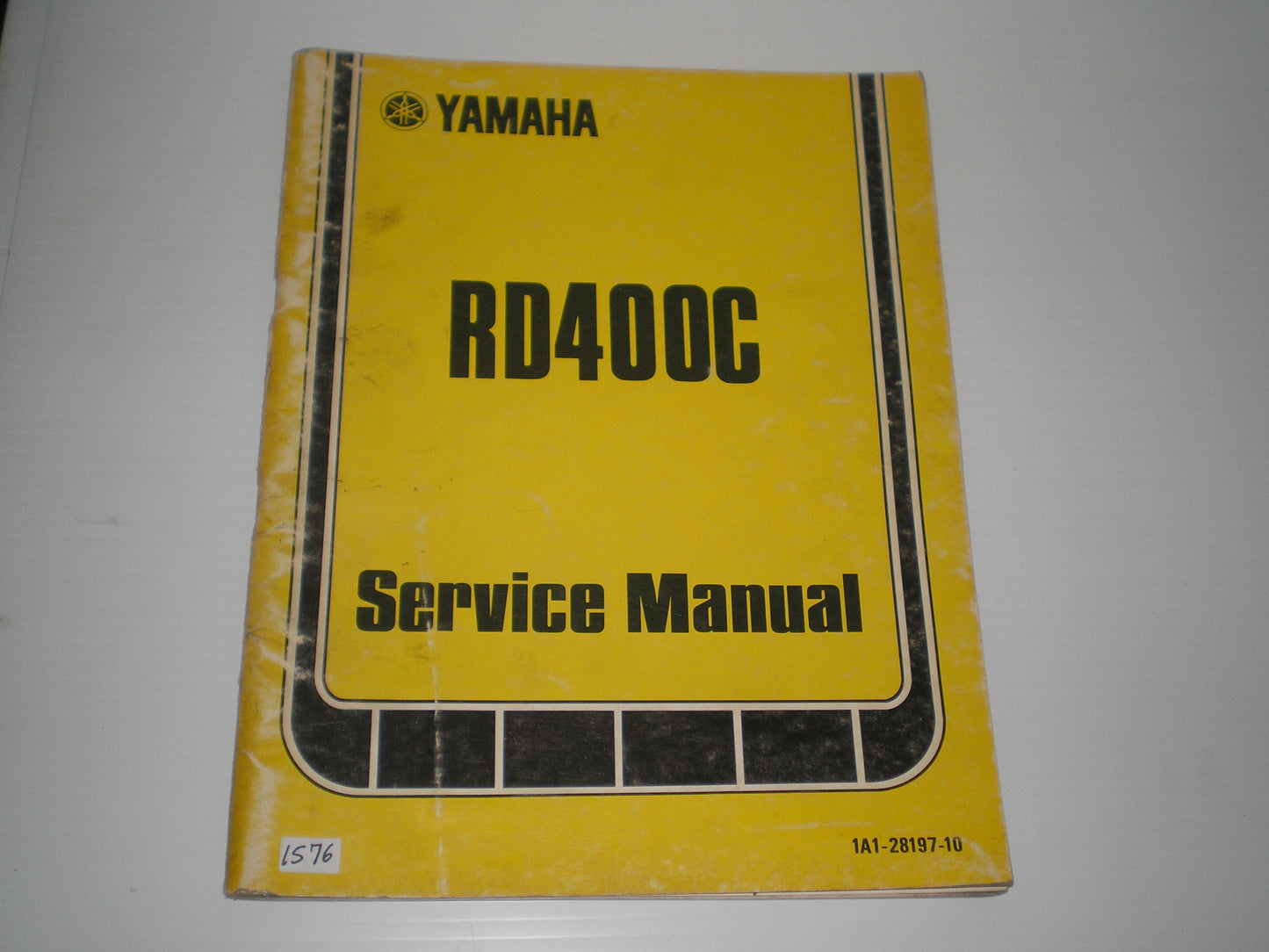 YAMAHA RD400 C 1976  Service Manual  1A1-28197-10  LIT-11616-00-02  #1576