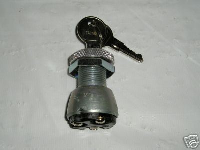 Triumph Norton BSA Chopper Universal Ignition Switch & Key