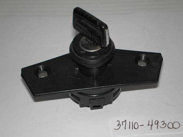 SUZUKI GS1000 1982 Ignition Switch Assembly & Key 37110-49300