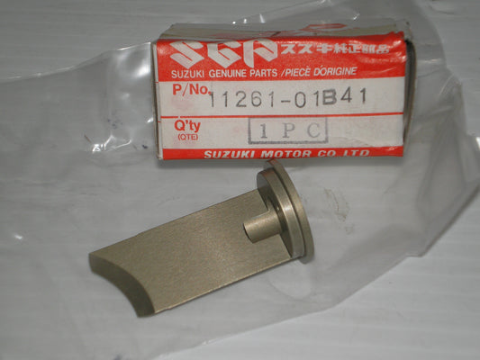 SUZUKI RM125 R/H Engine Exhaust Valve Guide 11261-01B41