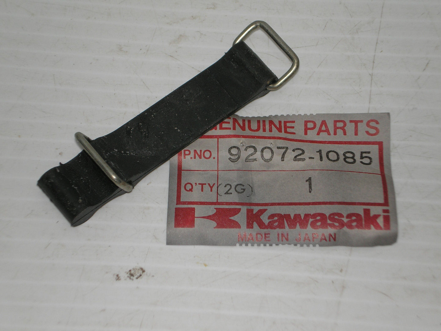 KAWASAKI EX500 KDX200 KLF185 KLF220 KLF300 KLF400 KSF250 KX125 KX250  Reserve Tank Band  92072-1085