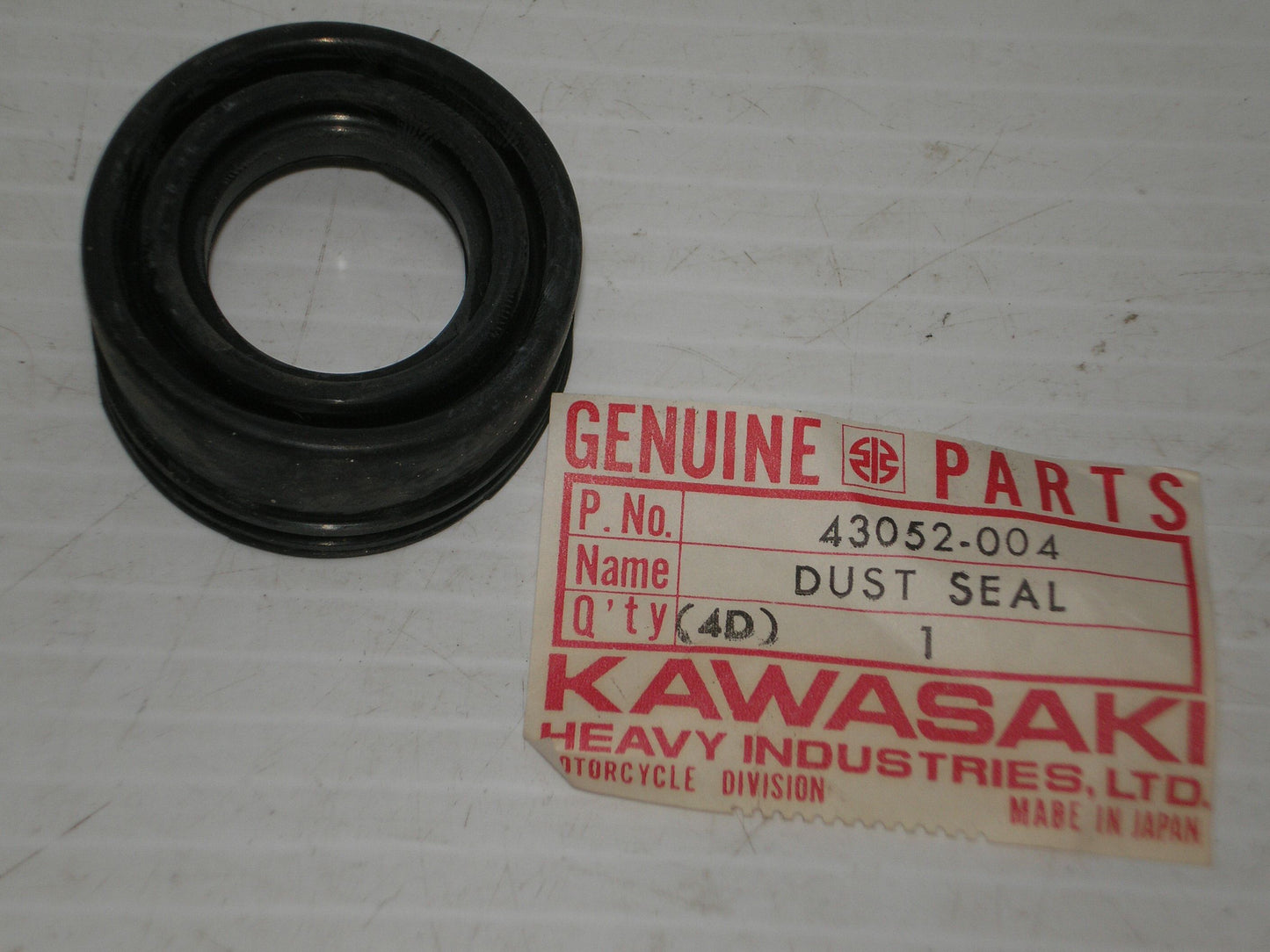 KAWASAKI KZ400 1974-1978 Brake Caliper Dust Seal 43052-004