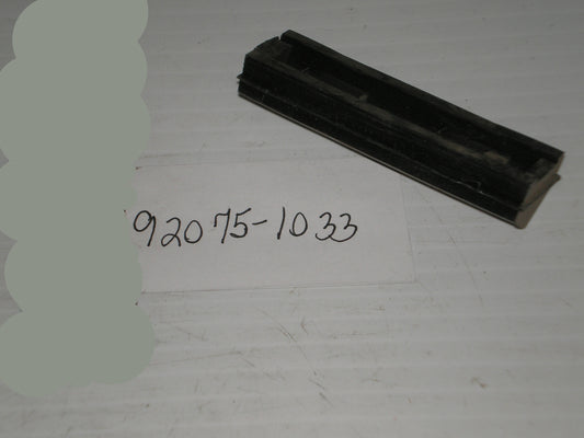 KAWASAKI KZ650 Ignition Coil Mounting Damper 92075-1033