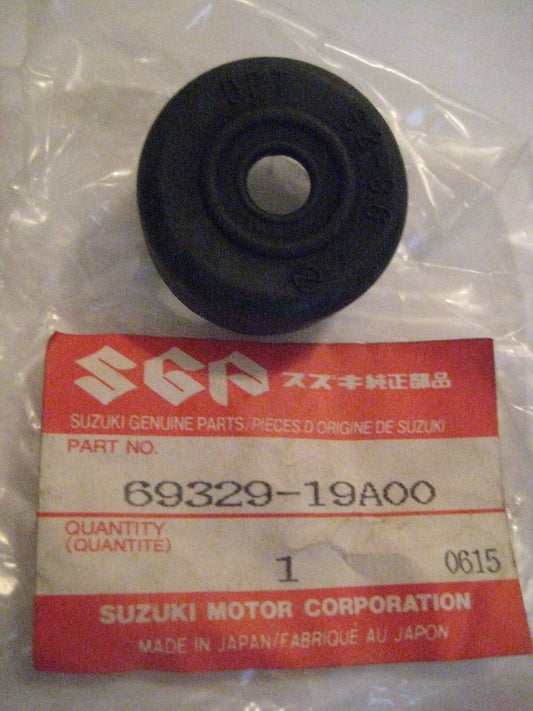 Shindy Rear Brake Master Cylinder Rebuild Kit For Suzuki LT230S (1985-1988) - Made In Japan (200-R301)